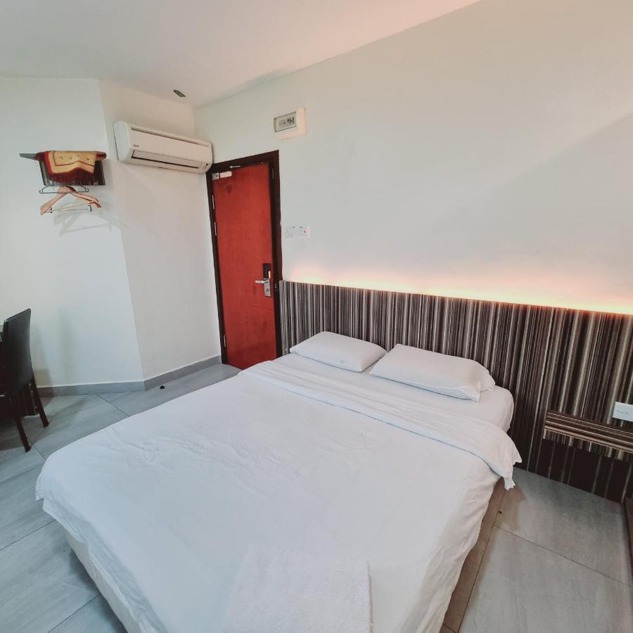 Sunrise Golden Hotel Kajang Exterior photo